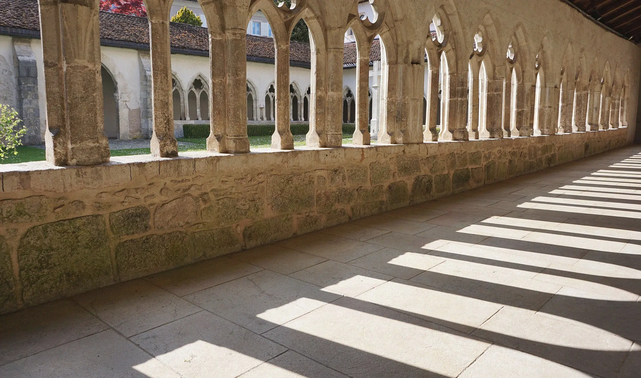 Visites en Suisse Romane, Saint-Ursanne, collégiale